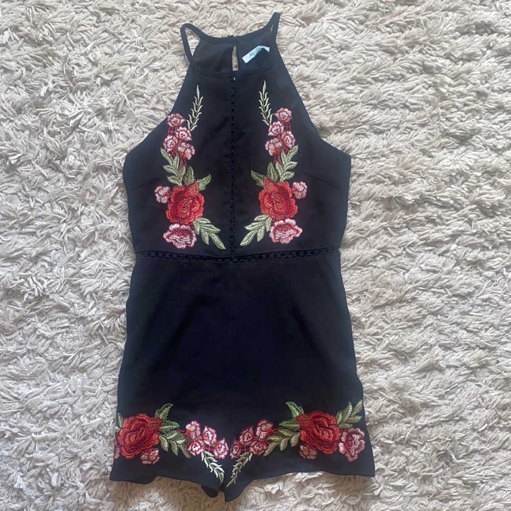 Floral stitch detail cutout romper